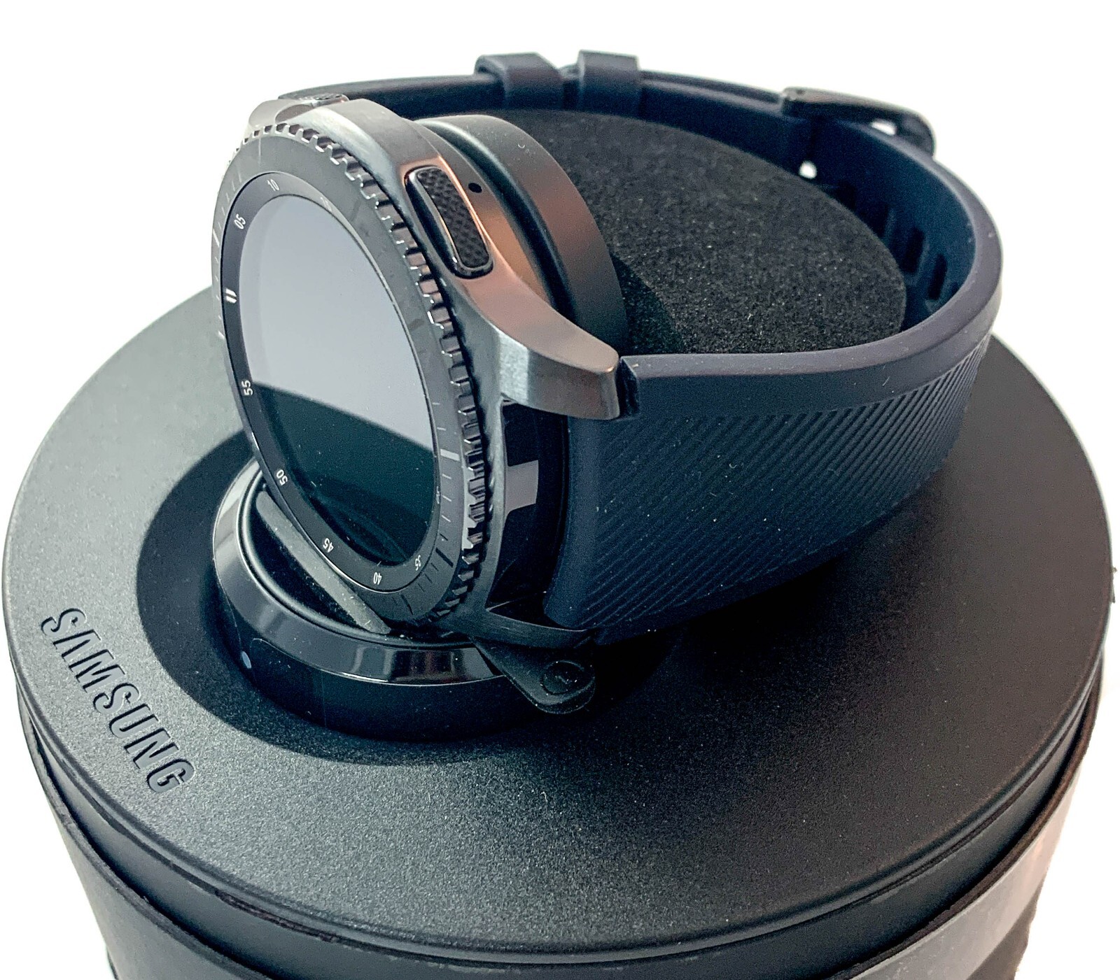 Does Gear S3 Frontier Track Sleep