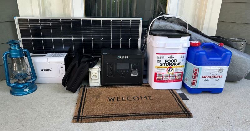 How to Make a Survival Kit at Home