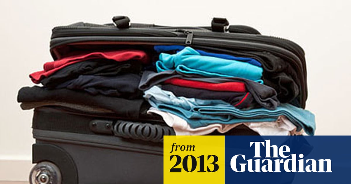 How to Survive With Just Luggage of Clothes: Essential Tips