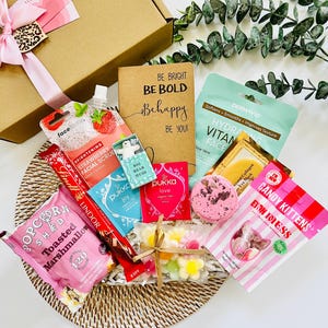 What to Put in a Uni Survival Kit: Essential Items for Success