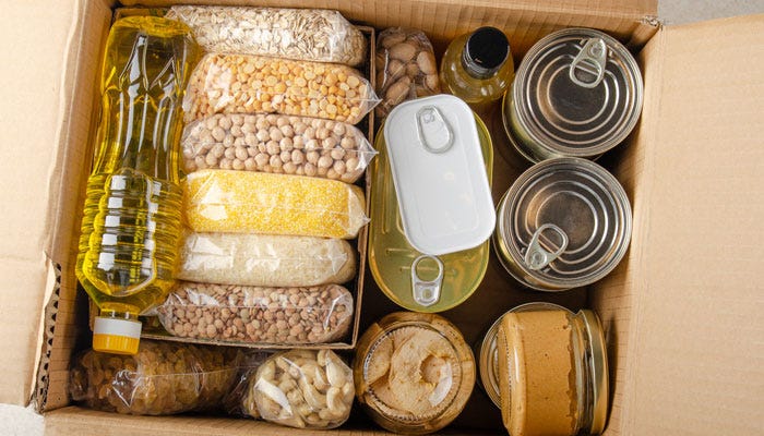 What to Put in an Emergency Food Kit